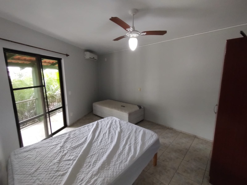 Casa para alugar com 4 quartos, 120m² - Foto 4