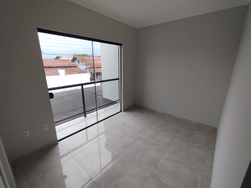 Casa para alugar com 2 quartos, 70m² - Foto 14