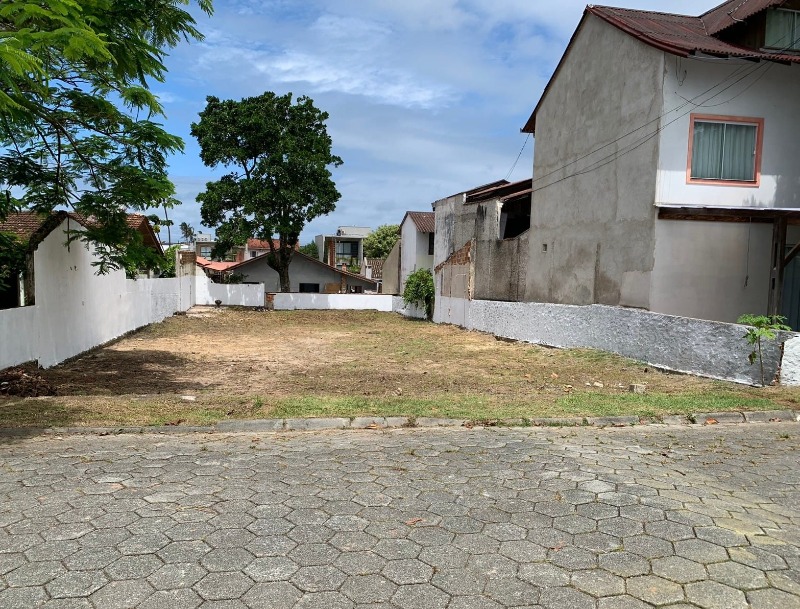 Terreno à venda, 360m² - Foto 1