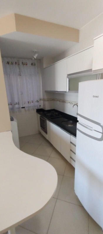 Apartamento para alugar com 3 quartos, 95m² - Foto 17