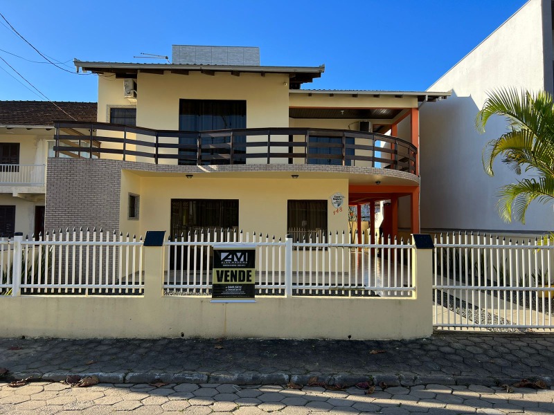 Casa à venda com 4 quartos - Foto 4