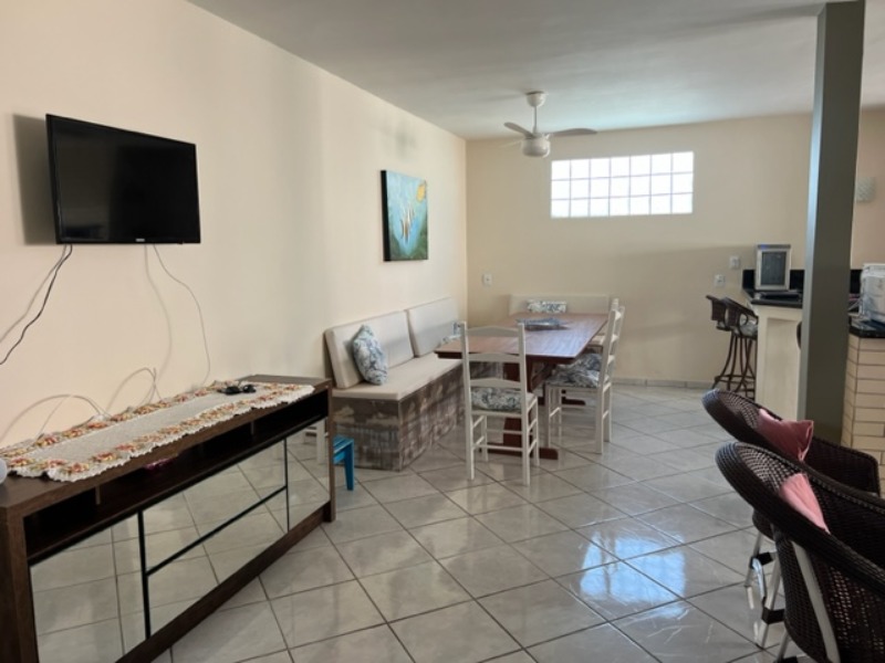 Casa à venda e aluguel com 4 quartos, 180m² - Foto 12