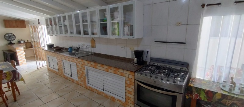 Casa à venda com 3 quartos, 150m² - Foto 10