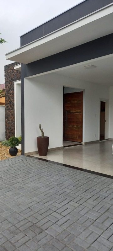 Casa à venda com 3 quartos, 220m² - Foto 6