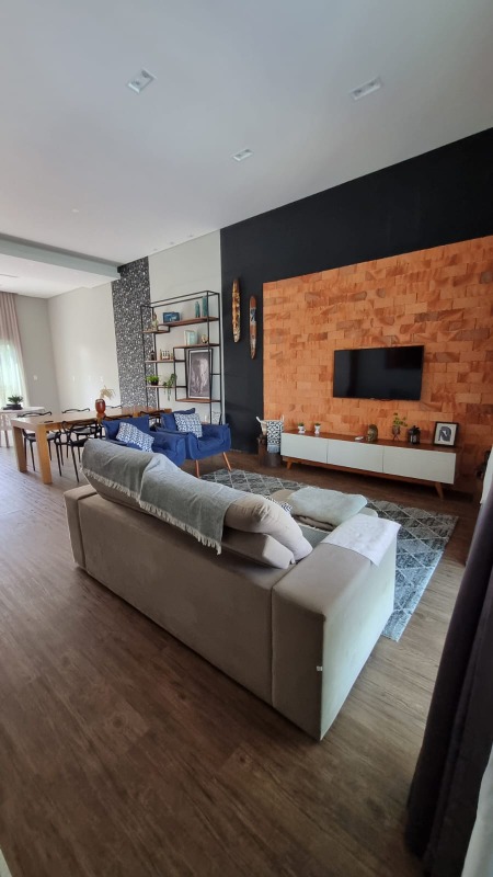 Casa à venda com 3 quartos, 220m² - Foto 23