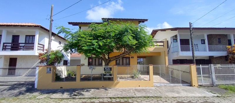 Casa à venda com 3 quartos, 178m² - Foto 37