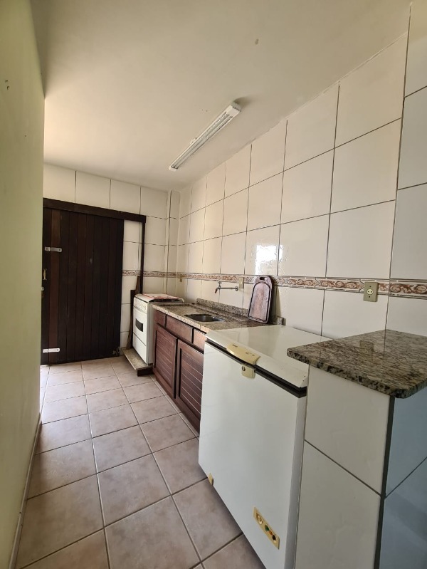 Casa à venda com 3 quartos, 178m² - Foto 16