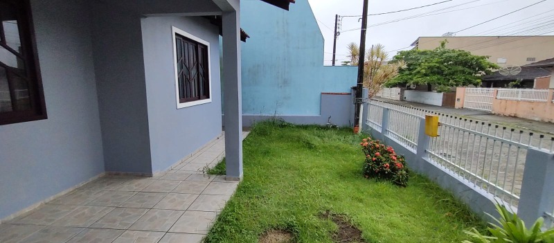 Casa à venda com 4 quartos, 220m² - Foto 27