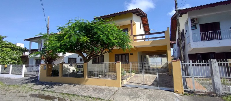 Casa à venda com 3 quartos, 178m² - Foto 34