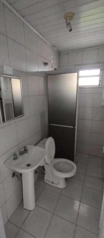 Apartamento para alugar com 2 quartos, 70m² - Foto 27