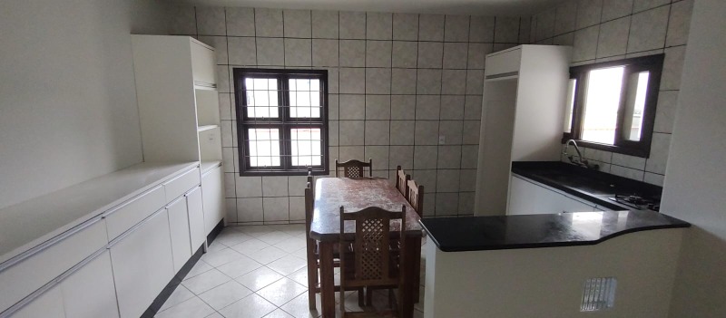 Casa para alugar com 3 quartos, 167m² - Foto 31