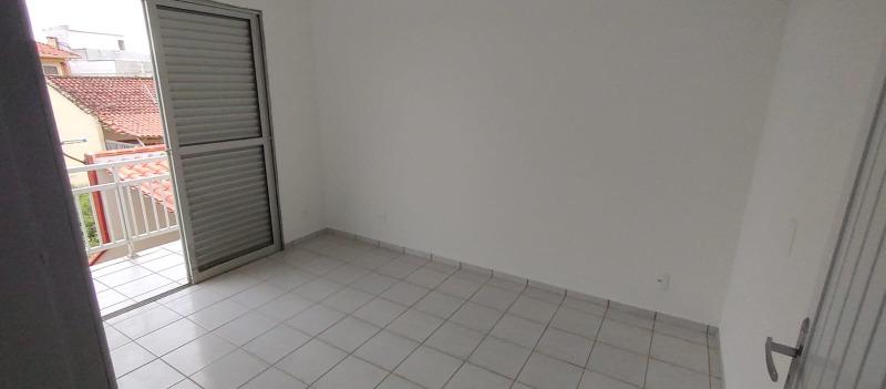 Apartamento para alugar com 2 quartos, 70m² - Foto 24