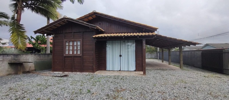 Casa à venda e aluguel com 3 quartos, 70m² - Foto 3