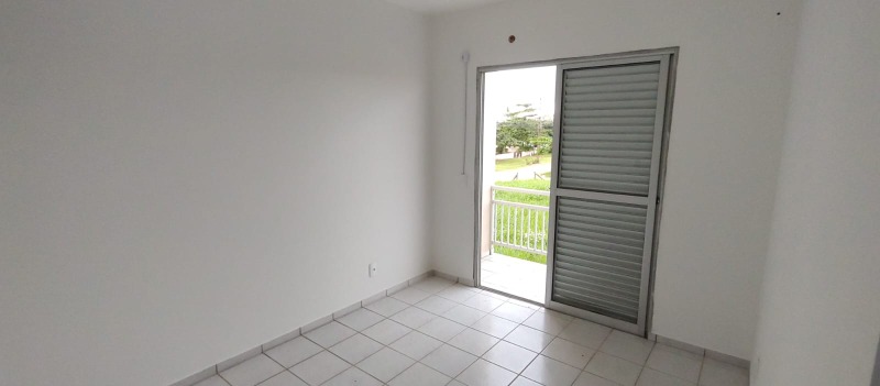 Apartamento para alugar com 2 quartos, 70m² - Foto 14