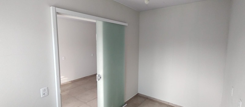 Apartamento para alugar com 2 quartos, 60m² - Foto 11