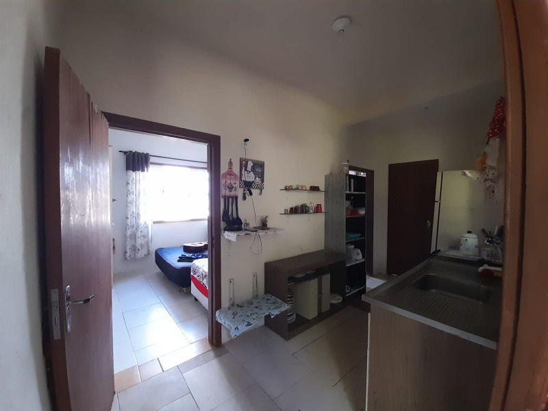 Casa à venda e aluguel com 3 quartos, 90m² - Foto 11