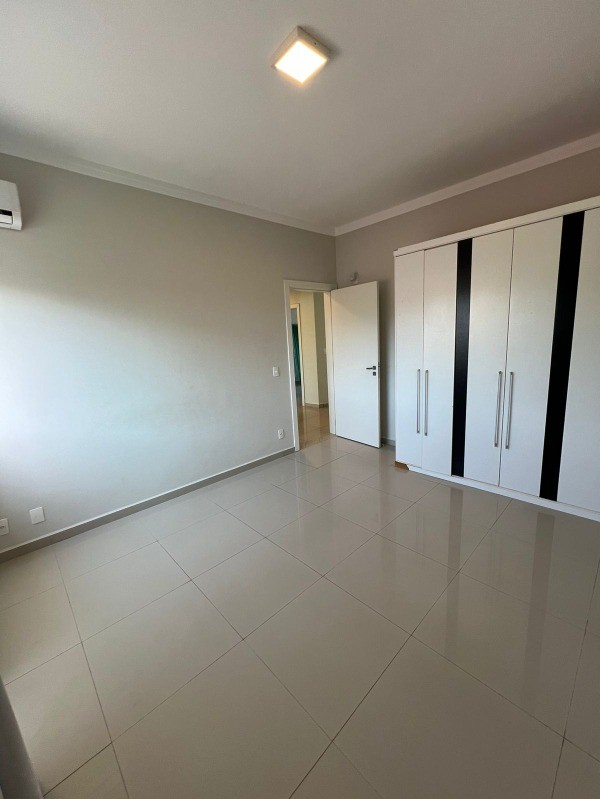 Casa à venda e aluguel com 4 quartos, 250m² - Foto 55