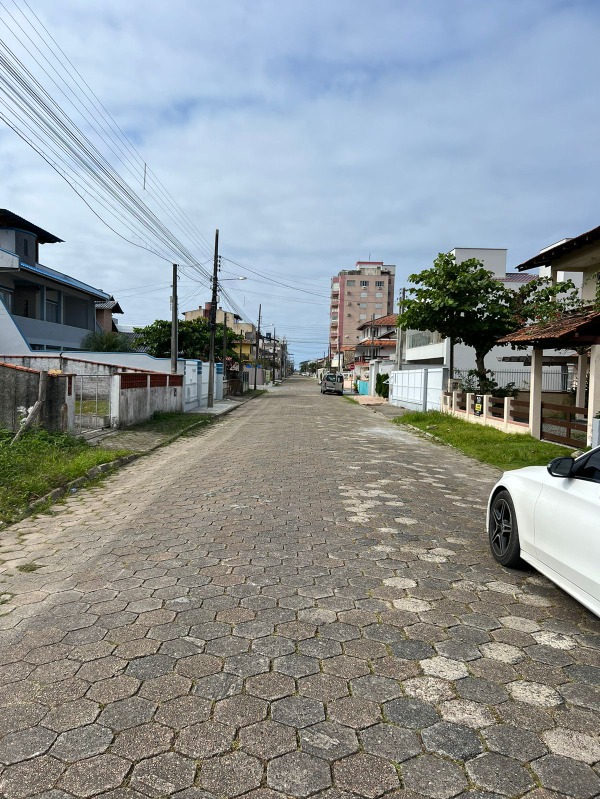 Sobrado à venda e aluguel com 5 quartos, 150m² - Foto 3