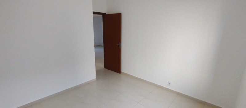 Casa para alugar com 2 quartos, 90m² - Foto 23