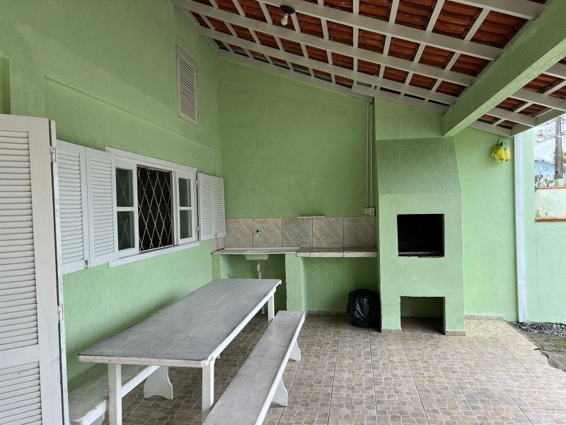 Casa para alugar com 3 quartos, 90m² - Foto 17