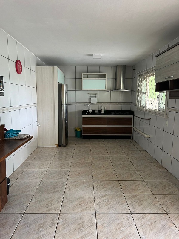 Casa para alugar com 3 quartos, 90m² - Foto 15