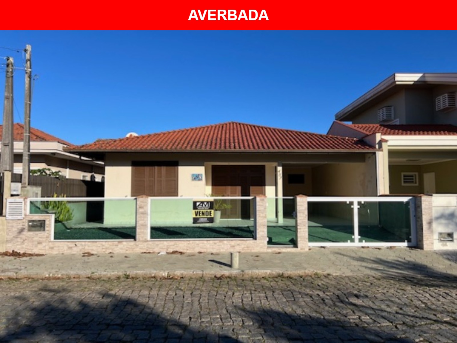 Casa à venda e temporada com 3 quartos, 136m² - Foto 1