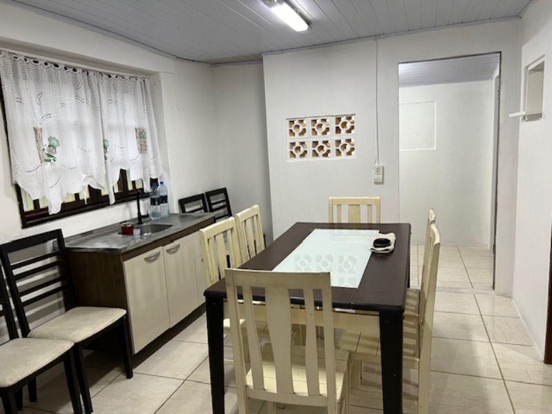 Casa à venda e aluguel com 7 quartos, 200m² - Foto 10