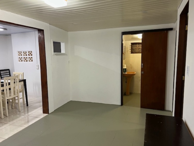 Casa à venda e aluguel com 7 quartos, 200m² - Foto 16