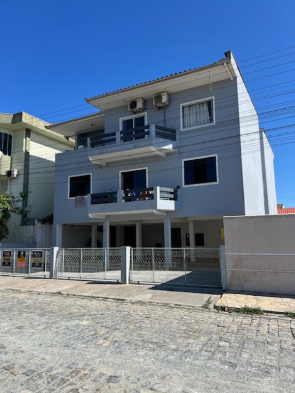 Apartamento à venda e temporada com 2 quartos, 70m² - Foto 1