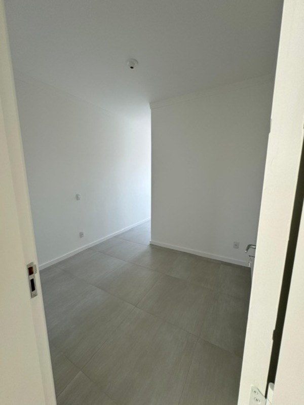 Casa à venda com 3 quartos, 100m² - Foto 21