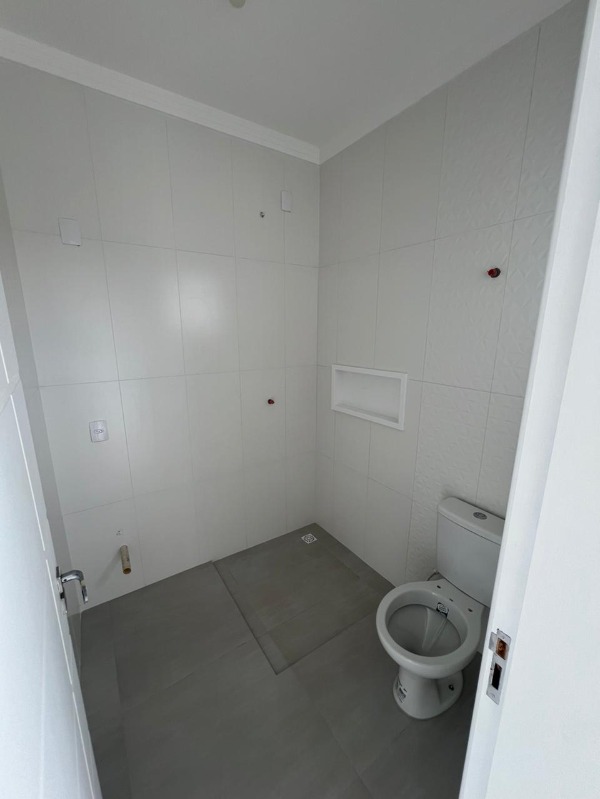 Casa à venda com 3 quartos, 100m² - Foto 40