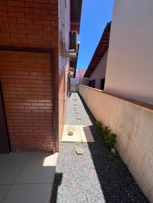 Casa à venda e aluguel com 4 quartos, 190m² - Foto 5