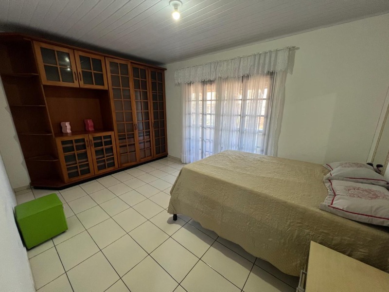 Casa à venda e aluguel com 4 quartos, 190m² - Foto 15