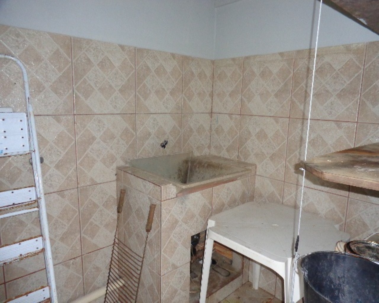 Casa para alugar com 2 quartos, 100m² - Foto 15