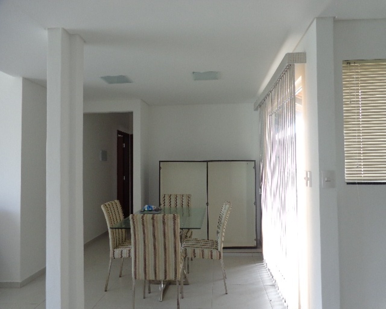 Casa à venda e aluguel com 4 quartos, 180m² - Foto 15