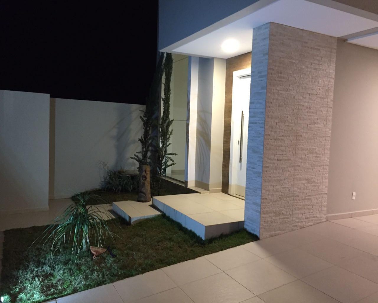 Casa à venda e aluguel com 4 quartos, 250m² - Foto 15