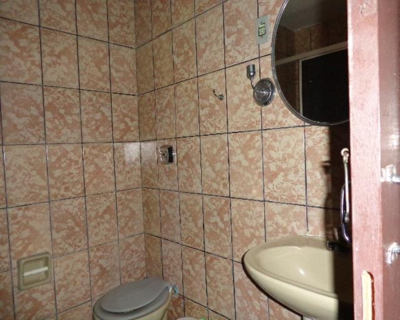 Sobrado à venda e aluguel com 5 quartos, 150m² - Foto 9