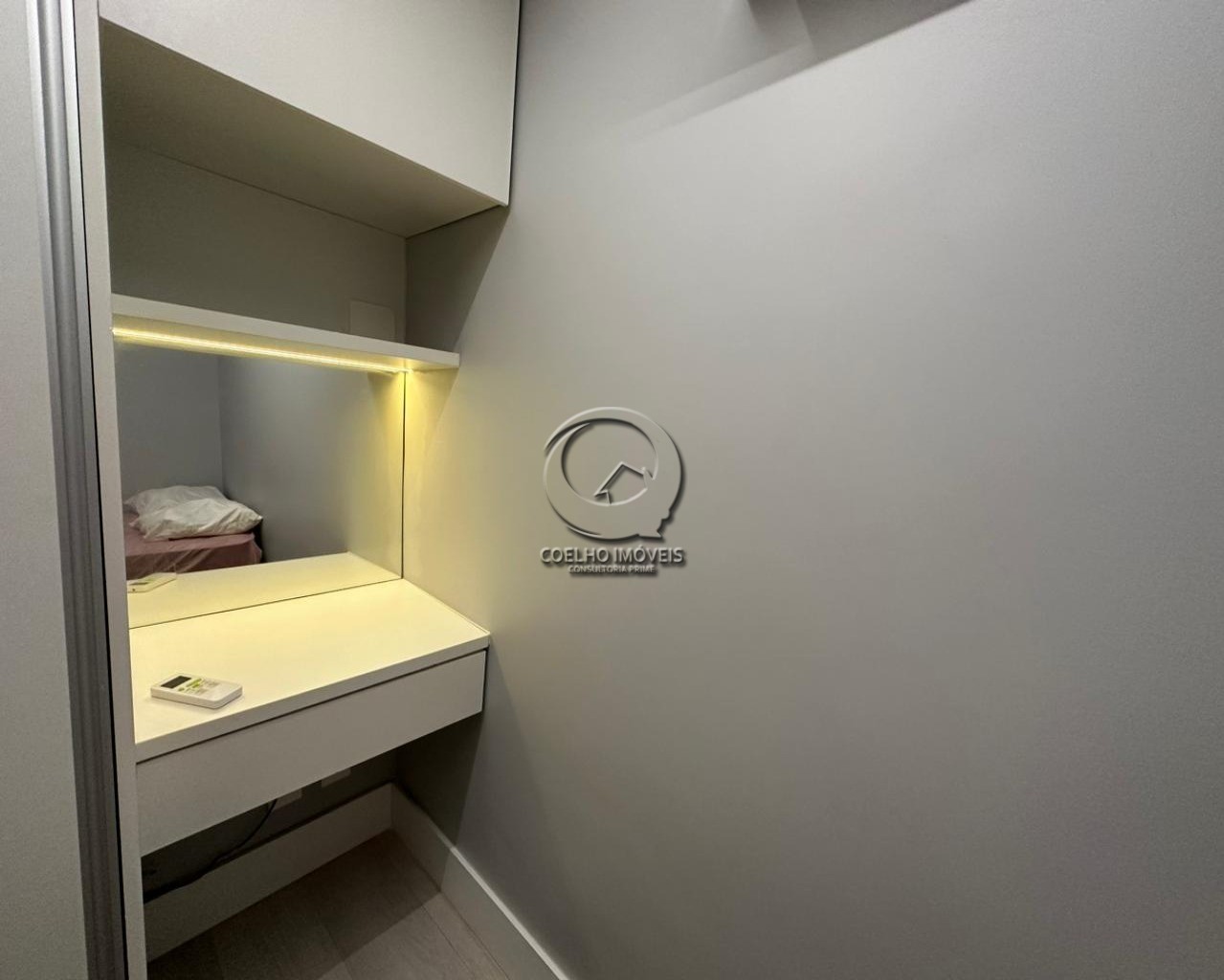 Apartamento à venda com 2 quartos, 60m² - Foto 10