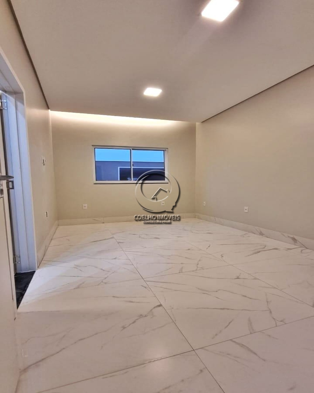 Casa à venda com 3 quartos, 323m² - Foto 22