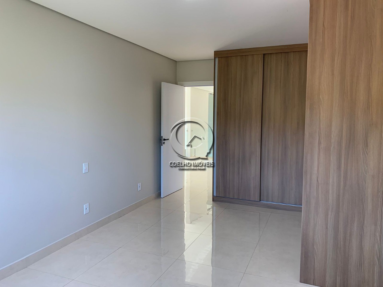 Casa à venda com 3 quartos, 268m² - Foto 15