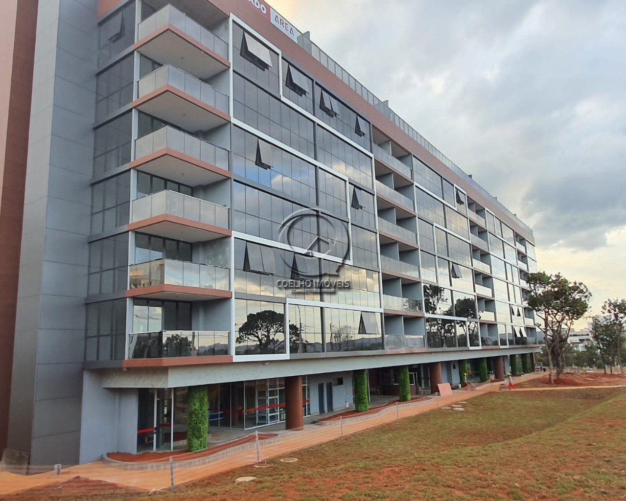 Apartamento à venda com 4 quartos, 191m² - Foto 3