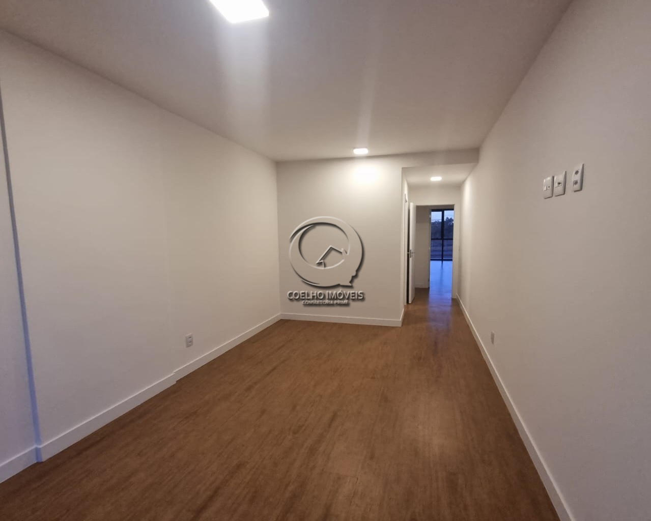 Apartamento à venda com 4 quartos, 191m² - Foto 9