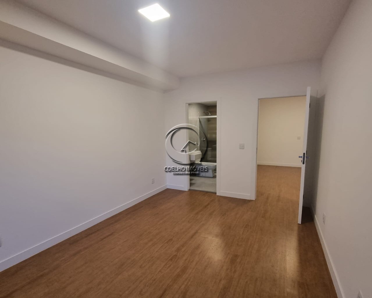 Apartamento à venda com 4 quartos, 191m² - Foto 11