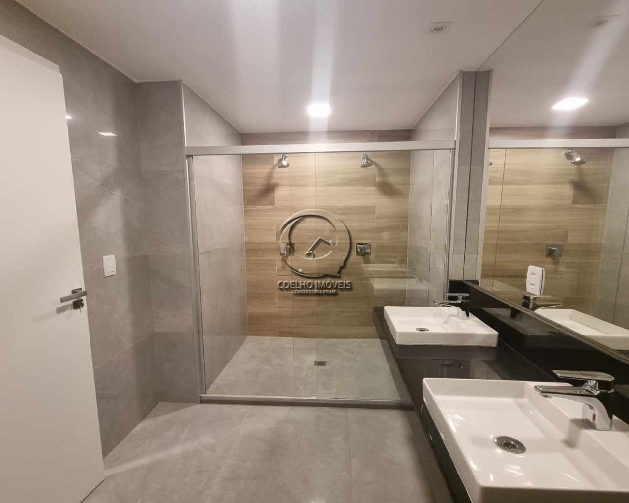 Apartamento à venda com 4 quartos, 191m² - Foto 21