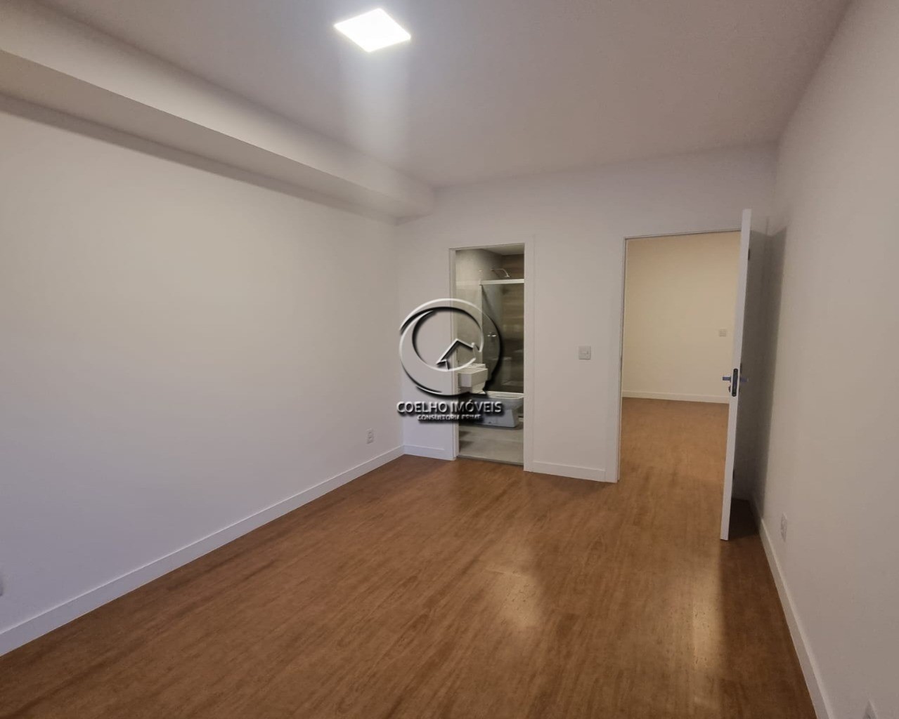 Apartamento à venda com 4 quartos, 192m² - Foto 11