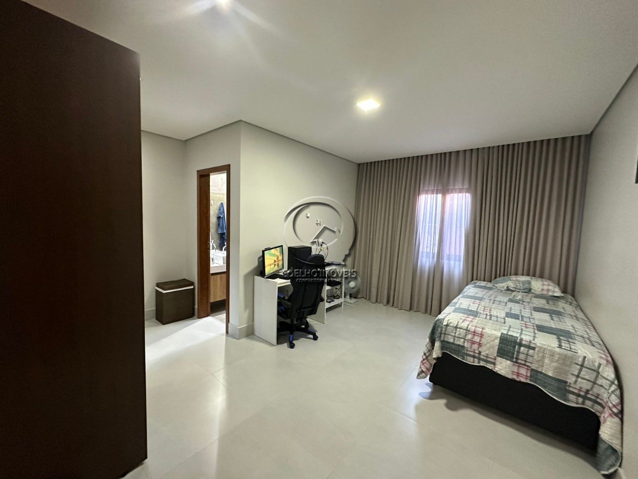 Casa à venda com 3 quartos, 670m² - Foto 15