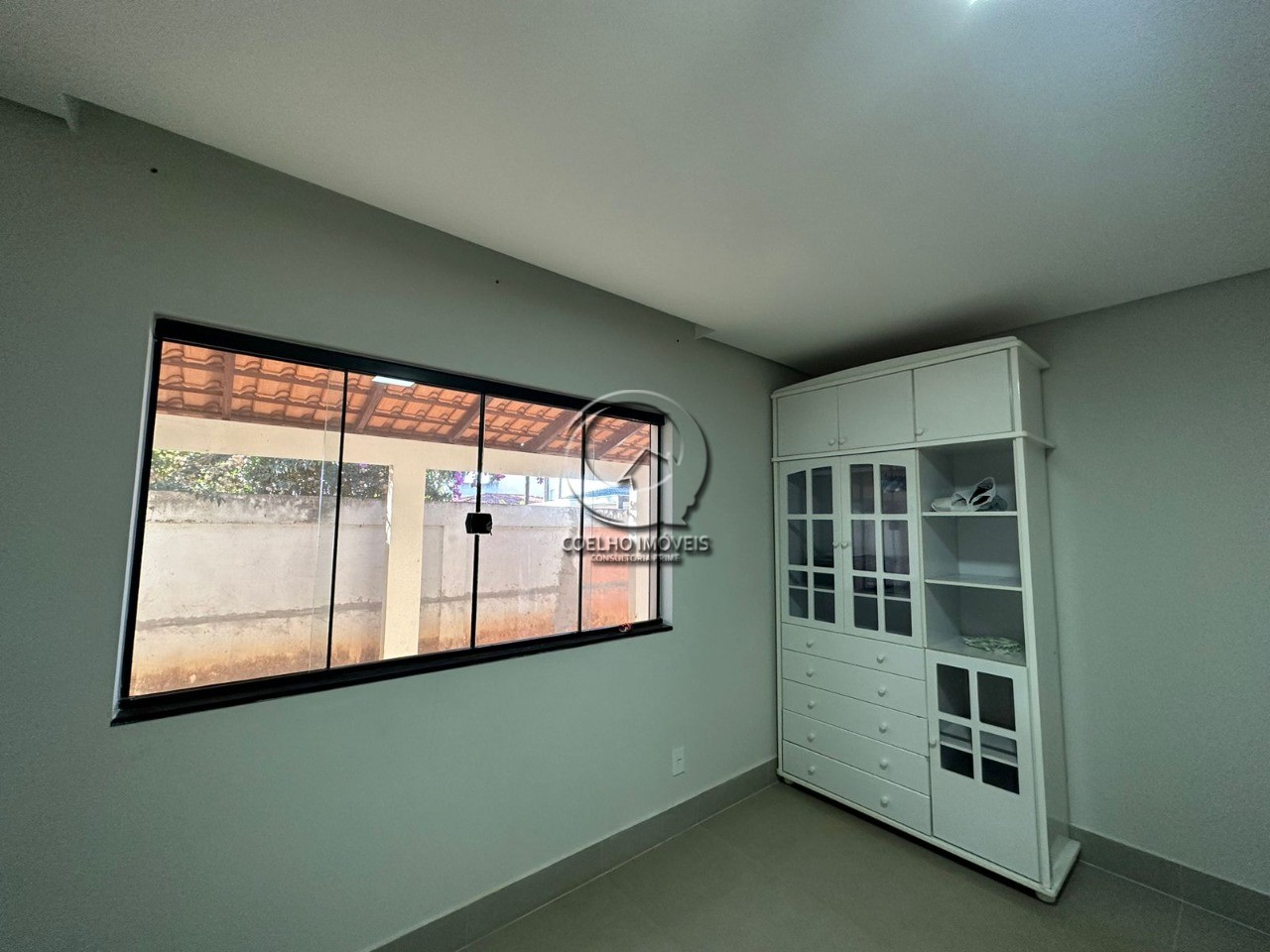 Casa à venda com 3 quartos, 730m² - Foto 9