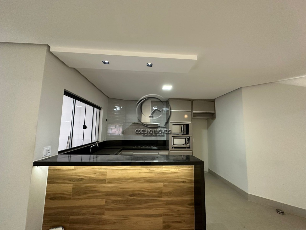 Casa à venda com 3 quartos, 730m² - Foto 14