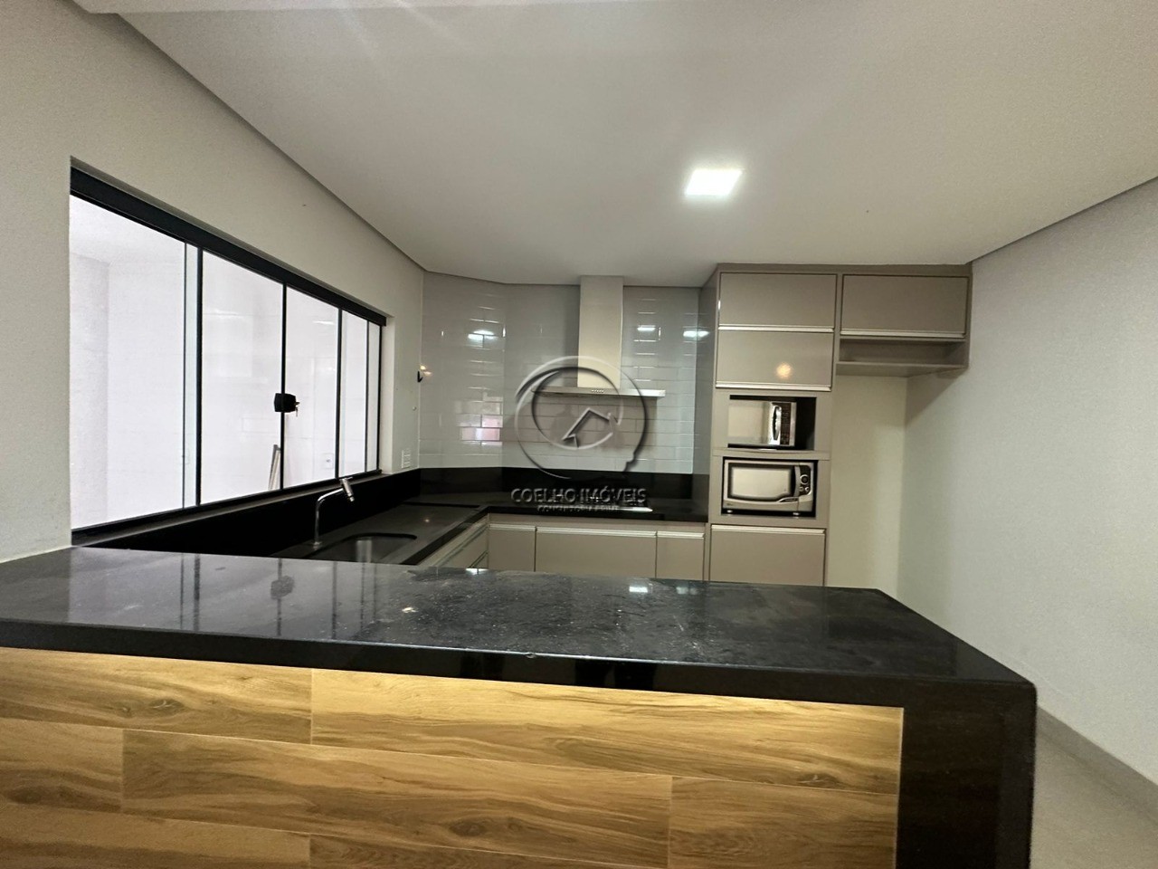 Casa à venda com 3 quartos, 730m² - Foto 15