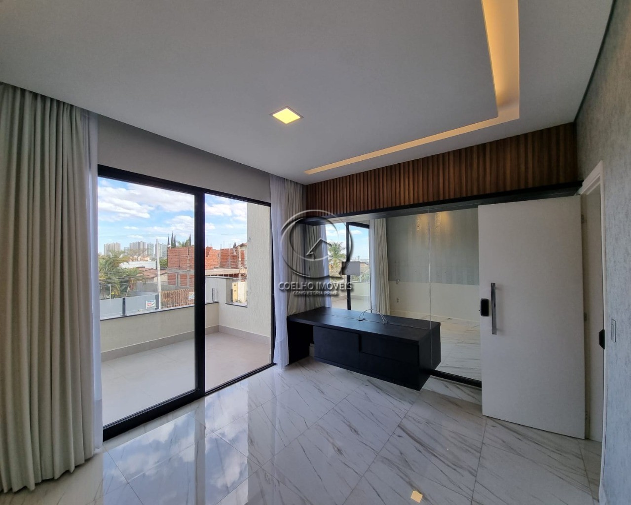 Casa à venda com 3 quartos, 356m² - Foto 23